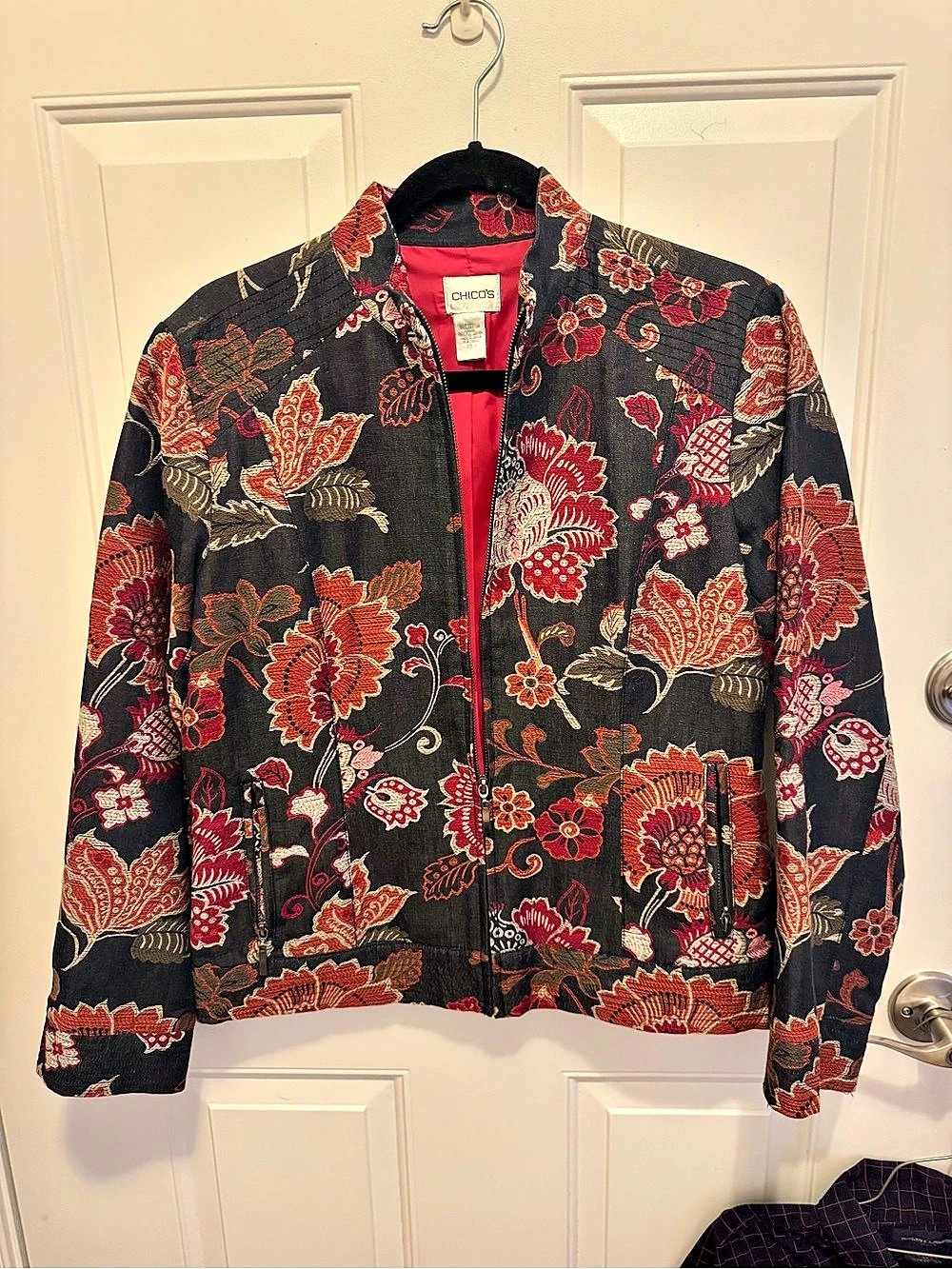 Chico's Floral Jacket in Black & Red Size Size 120